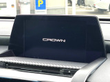 【メーカー純正ナビ】インテリアに溶け込むスタイリッシュな「専用設計」メーカーナビを装備♪視認性や操作性など基本性能にも優れ、より上質なカーライフをお楽しみいただけます。