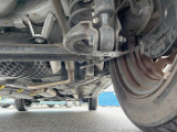 お車を安心してお乗りいただく為には、足回りの定期点検が欠かせません。サービスサポート(有償保証)では無料点検もご提供しており、安心のカーライフをお過ごしいただけるサポート体制が整っています。