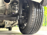 お車を安心してお乗りいただく為には、足回りの定期点検が欠かせません。サービスサポート(有償保証)では無料点検もご提供しており、安心のカーライフをお過ごしいただけるサポート体制が整っています。