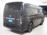 【R5年式/DARKPRIMEⅡ/ディーゼル4WD/Ver4ベッドキッド】両側小窓付き