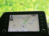 現在地や周辺の道路を画面上で確認でき、目的地までのルート確認に役立ちます。タッチ操作で地図を見ながら、慣れない場所へのお出かけもスムーズに計画できます。