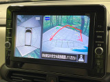 【アラウンドビューモニター】専用のカメラにより、上から見下ろしたような視点で360度クルマの周囲を確認することができます☆死角部分も確認しやすく、狭い場所での切り返しや駐車もスムーズに行えます。
