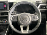 【純正革巻きステアリング】上質な革を使用することで、手にしっかり馴染みとても運転しやすいハンドルです♪