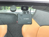 【ドライブレコーダー】ドライブレコーダー装備!走行中はもちろん、あおり運転や事故に遭遇した際、映像で記録し、万一のリスクに備えます。※記録用SDカードはお客様ご自身でご準備いただく必要があります。