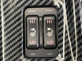 【シートヒーター】寒い日に重宝するシートヒーター!エアコンより早く温まってくれるので寒がりの人も安心ですね♪エアコンの温風は乾燥するから苦手、という方にもをおすすめです。