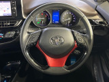 【ステアリングスイッチ】運転中、前方から目線をそらすことなく、オーディオ等の操作が可能な便利機能!安心&快適なドライブを演出してくれます♪