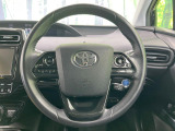 【純正革巻きステアリング】上質な革を使用することで、手にしっかり馴染みとても運転しやすいハンドルです♪