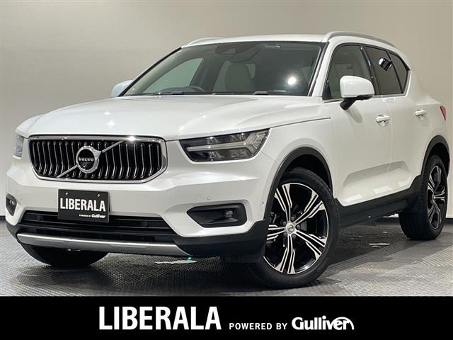 XC40 B4 AWD インスクリプション 4WD 4WD 本革シート