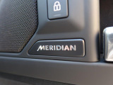 MERIDIANは英国のプレミアムオーディオブランドです。重低音から高音域までしっかりと再現でき、コンサートのような臨場感溢れる音響空間を実現します。どうぞ店頭にてご体感ください。