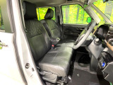 運転席シート廻りは使用感も少なく、良好な状態となっています。丁寧に使われていたことがよくわかりますね。