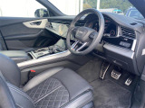 Q8 55 TFSI クワトロ Sライン 4WD 4WD 本革シート