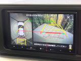 【パノラミックビューモニター】専用のカメラにより、上から見下ろしたような視点で360度クルマの周囲を確認することができます☆死角部分も確認しやすく、狭い場所での切り返しや駐車もスムーズに行えます。