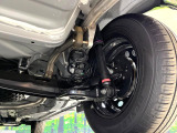 お車を安心してお乗りいただく為には、足回りの定期点検が欠かせません。サービスサポート(有償保証)では無料点検もご提供しており、安心のカーライフをお過ごしいただけるサポート体制が整っています。