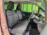 運転席シート廻りは使用感も少なく、良好な状態となっています。丁寧に使われていたことがよくわかりますね。