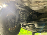 お車を安心してお乗りいただく為には、足回りの定期点検が欠かせません。サービスサポート(有償保証)では無料点検もご提供しており、安心のカーライフをお過ごしいただけるサポート体制が整っています。