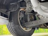 お車を安心してお乗りいただく為には、足回りの定期点検が欠かせません。サービスサポート(有償保証)では無料点検もご提供しており、安心のカーライフをお過ごしいただけるサポート体制が整っています。