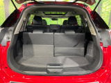 普段のお買い物や通勤、送迎等に十分な荷室スペースを確保しております。シートを倒すと、大きな荷物の積載も可能です♪