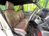 運転席シート廻りは使用感も少なく、良好な状態となっています。丁寧に使われていたことがよくわかりますね。
