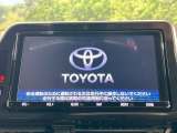 【純正ナビ】人気の純正ナビを装備しております。ナビの使いやすさはもちろん、オーディオ機能も充実!キャンプや旅行はもちろん、通勤や買い物など普段のドライブも楽しくなるはず♪