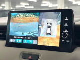 【マルチビューカメラシステム】専用のカメラにより、上から見下ろしたような視点で360度クルマの周囲を確認することができます☆死角部分も確認しやすく、狭い場所での切り返しや駐車もスムーズに行えます。