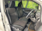運転席シート廻りは使用感も少なく、良好な状態となっています。丁寧に使われていたことがよくわかりますね。