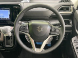 【純正革巻きステアリング】上質な革を使用することで、手にしっかり馴染みとても運転しやすいハンドルです♪