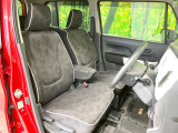 運転席シート廻りは使用感も少なく、良好な状態となっています。丁寧に使われていたことがよくわかりますね。