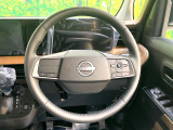 【純正革巻きステアリング】上質な革を使用することで、手にしっかり馴染みとても運転しやすいハンドルです♪