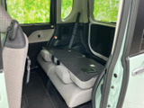後席をたたんだ状態では、荷室まで続くフラットな空間が広がります。大きな荷物を載せたい場面にも活用しやすく、用途に合わせた使い分けができます。