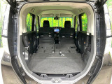 普段のお買い物や通勤、送迎等に十分な荷室スペースを確保しております。セカンドシートを倒すと、大きな荷物の積載も可能です♪