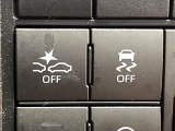 【スマートアシスト】走行中に前方の車両等を認識し、衝突しそうな時は警報とブレーキで衝突回避と被害軽減をアシスト。より安全にドライブをお楽しみいただけます。
