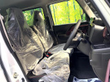 運転席シート廻りは使用感も少なく、良好な状態となっています。丁寧に使われていたことがよくわかりますね。