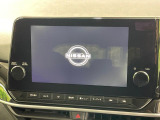 【メーカー純正9型ナビ】インテリアに溶け込むスタイリッシュな「専用設計」メーカーナビを装備♪視認性や操作性など基本性能にも優れ、より上質なカーライフをお楽しみいただけます。