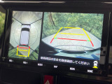 【パノラミックビューモニター】専用のカメラにより、上から見下ろしたような視点で360度クルマの周囲を確認することができます☆死角部分も確認しやすく、狭い場所での切り返しや駐車もスムーズに行えます。