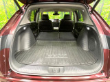 後席を格納すると、これだけの広さが!シーンに合わせたシートアレンジで、大きな荷物も積むことが出来ます♪