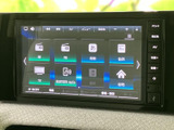 ナビやラジオ、テレビ、Bluetoothなどの項目が画面にまとまり、目的に合わせて選びやすい構成です。日々の移動中に使う機能を確認しながら、好みの音源や案内を活用できます。