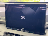 【12.9インチ ディスプレイオーディオ】大画面のディスプレイはAppleCarPlayやAndroidAutoが利用可能。大きな画面でスマホナビアプリ等が利用いただけます♪