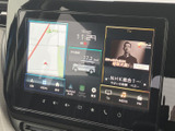 画面には地図やテレビ、燃費情報などが表示され、案内を確認しながら移動をサポート。メニューや音楽機能も見やすく並び、日常のお出かけに活用しやすい装備です。