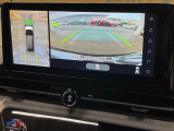 【アラウンドビューモニター】専用のカメラにより、上から見下ろしたような視点で360度クルマの周囲を確認することができます☆死角部分も確認しやすく、狭い場所での切り返しや駐車もスムーズに行えます。