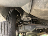 お車を安心してお乗りいただく為には、足回りの定期点検が欠かせません。サービスサポート(有償保証)では無料点検もご提供しており、安心のカーライフをお過ごしいただけるサポート体制が整っています。