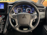 【純正革巻きステアリング】上質な革を使用することで、手にしっかり馴染みとても運転しやすいハンドルです♪