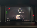メーターは液晶ディスプレイ!インフォメーション燃費表示や車両情報の表示などができて便利ですよ♪