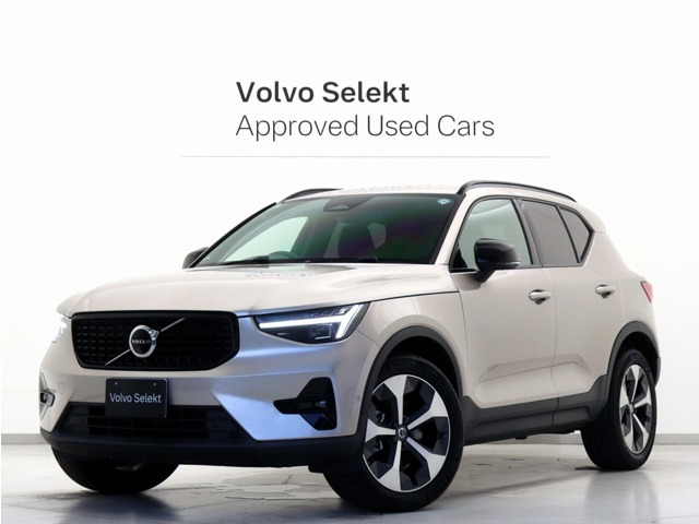 XC40 アルティメット B4 AWD ダークエディション 4WD 
