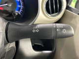 【オートライト】周りの明るさに応じて自動でヘッドライトの点灯・消灯ができる機能です!ライトの付け忘れ・消し忘れなどが無くなり、雨の日や夕方の走行も安心!トンネル通過時も便利ですね♪