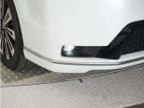 ◆フォグライト◆ 霧などの悪天候時、自車の位置を示すとともに前方や路肩が見えずらい時、近い位置をワイドに照らしてくれます