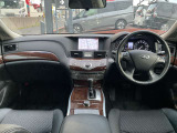 運転席、助手席まわりです。実際お座りいただくのが、分かりやすいと思います。お気軽にご来店ください!