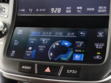 当社では、オゾンO3を利用した、根本的な脱臭・消臭・除菌クリーニングを承っております!こだわりのクリーニングで綺麗なお車をご提供可能です!