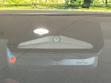【トヨタセーフティセンス】走行中に前方の車両等を認識し、衝突しそうな時は警報とブレーキで衝突回避と被害軽減をアシスト。より安全にドライブをお楽しみいただけます。