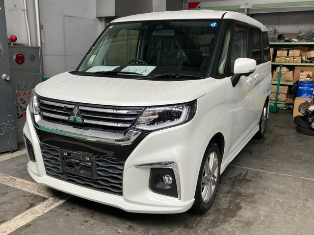 デリカD:2 1.2 ハイブリッド MZ 全方位カメラ付 ナビパッケージ 4WD