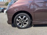 弊社は、お客さまのニーズにお応え出来るよう、豊富な車種を取り揃えております。お乗り換えの際も、是非、よろしくお願いいたします。